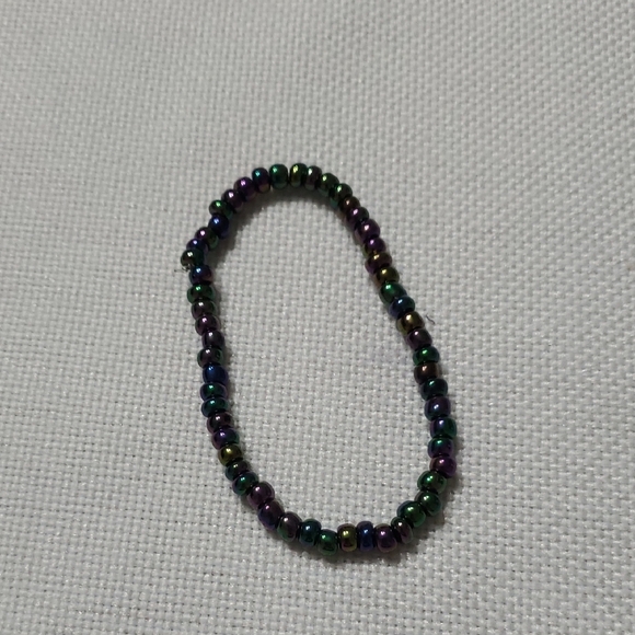 Dark Beaded Bracelet - Picture 1 of 3